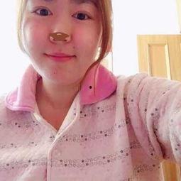 女孩真人吃瓜头像